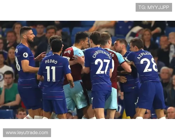 替补席红牌的判罚逻辑：哪些行为算违规？