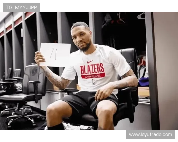 张伯伦内线统治力重塑比赛节奏