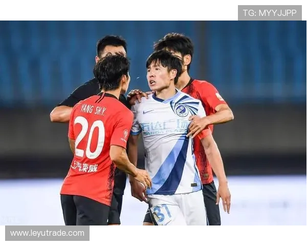 合法冲撞判定：裁判认定不构成犯规的四大关键条件