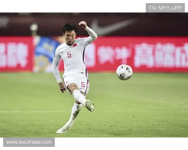 张琳芃比赛阅读能力持续提升，防守预判与场上决策表现稳健