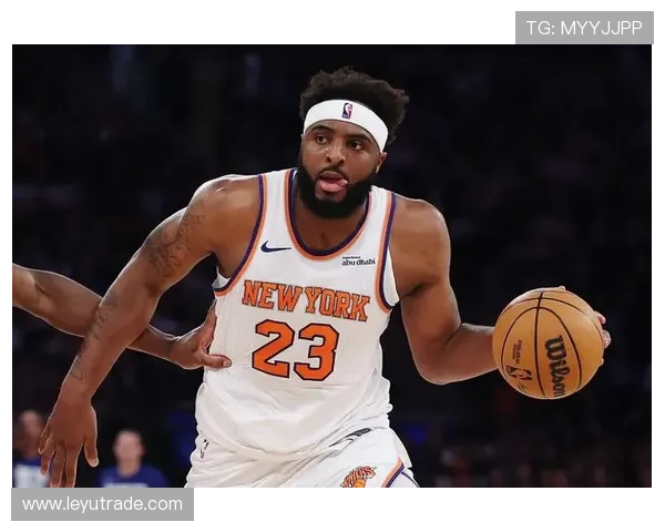 米切尔·罗宾逊挡拆为兰德尔拉开空间提升禁区威胁